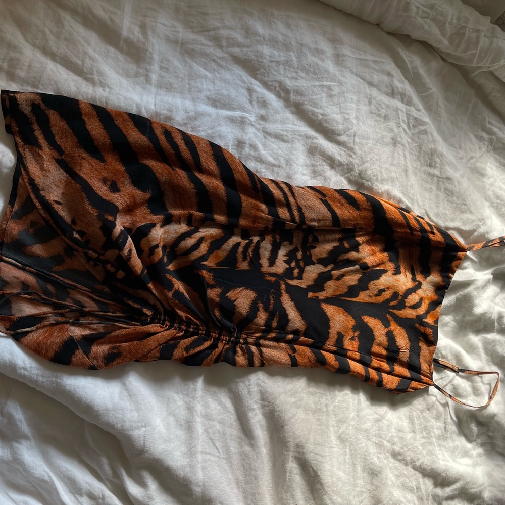 Beach Riot Tiger Dress - Picture 3 of 4
